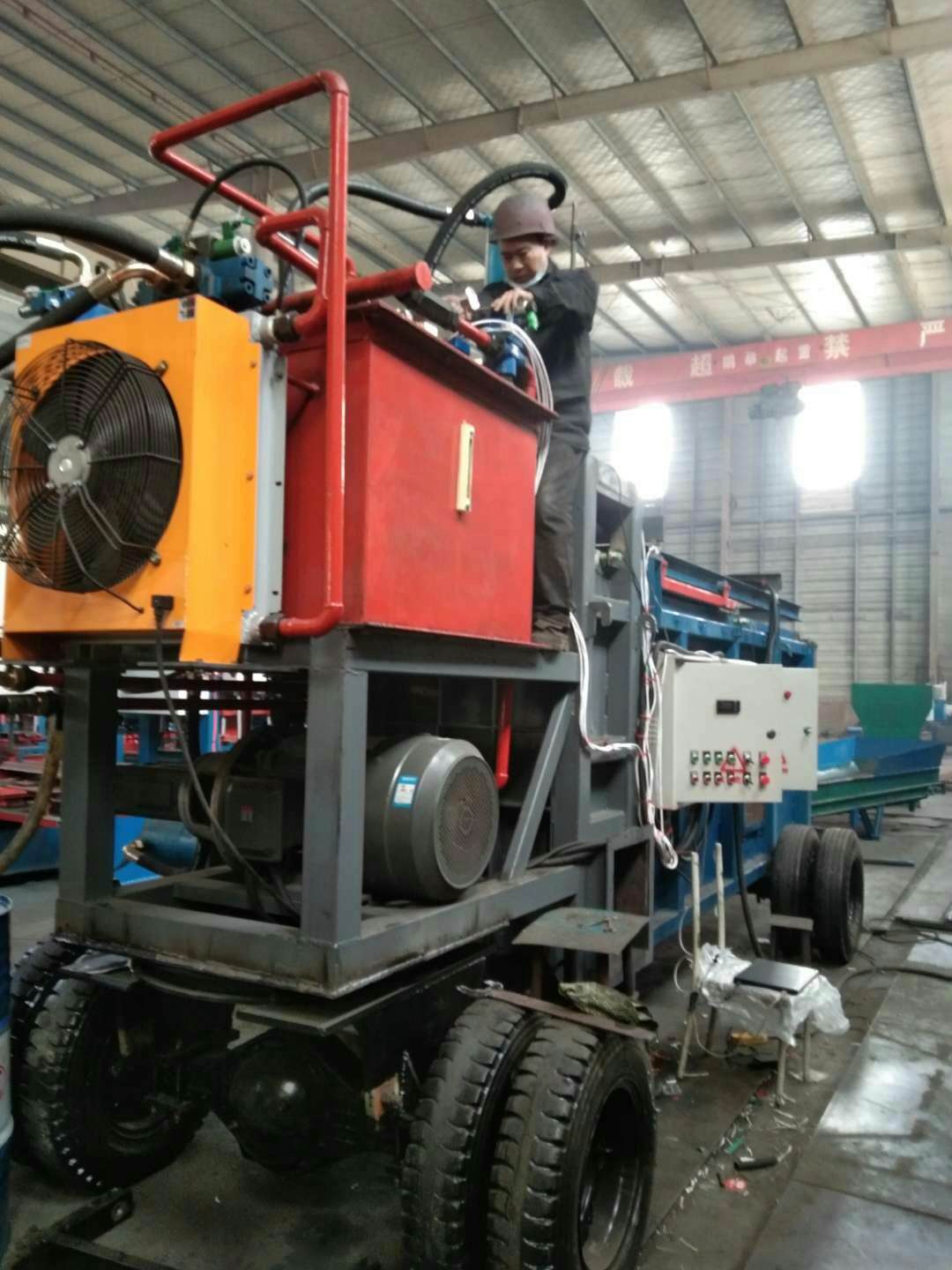 移動式干草打包機(jī)
